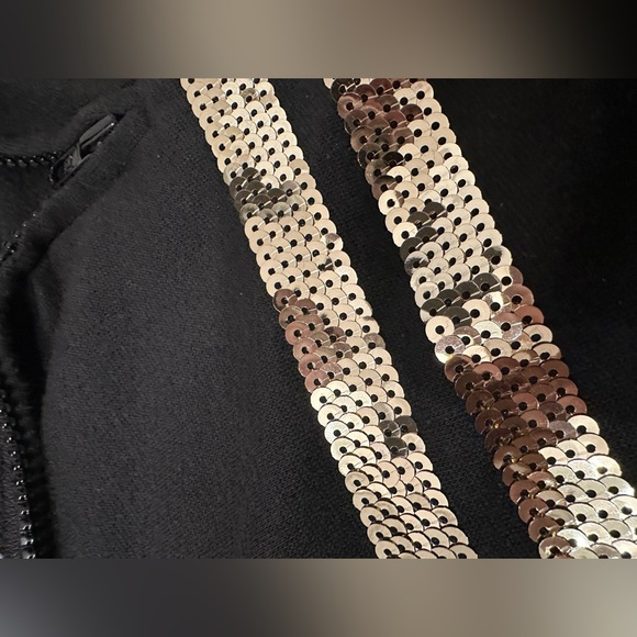 “Pink” pullover - Picture 2 of 2